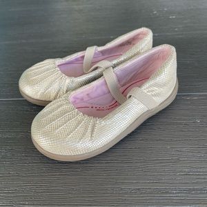 Stride rite toddler shoes